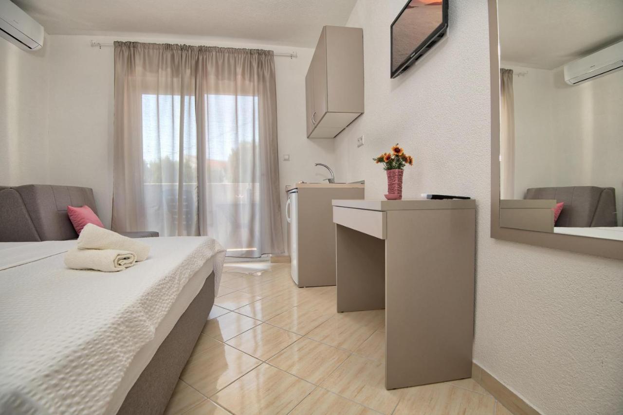 Apartments Capeta Neum Luaran gambar