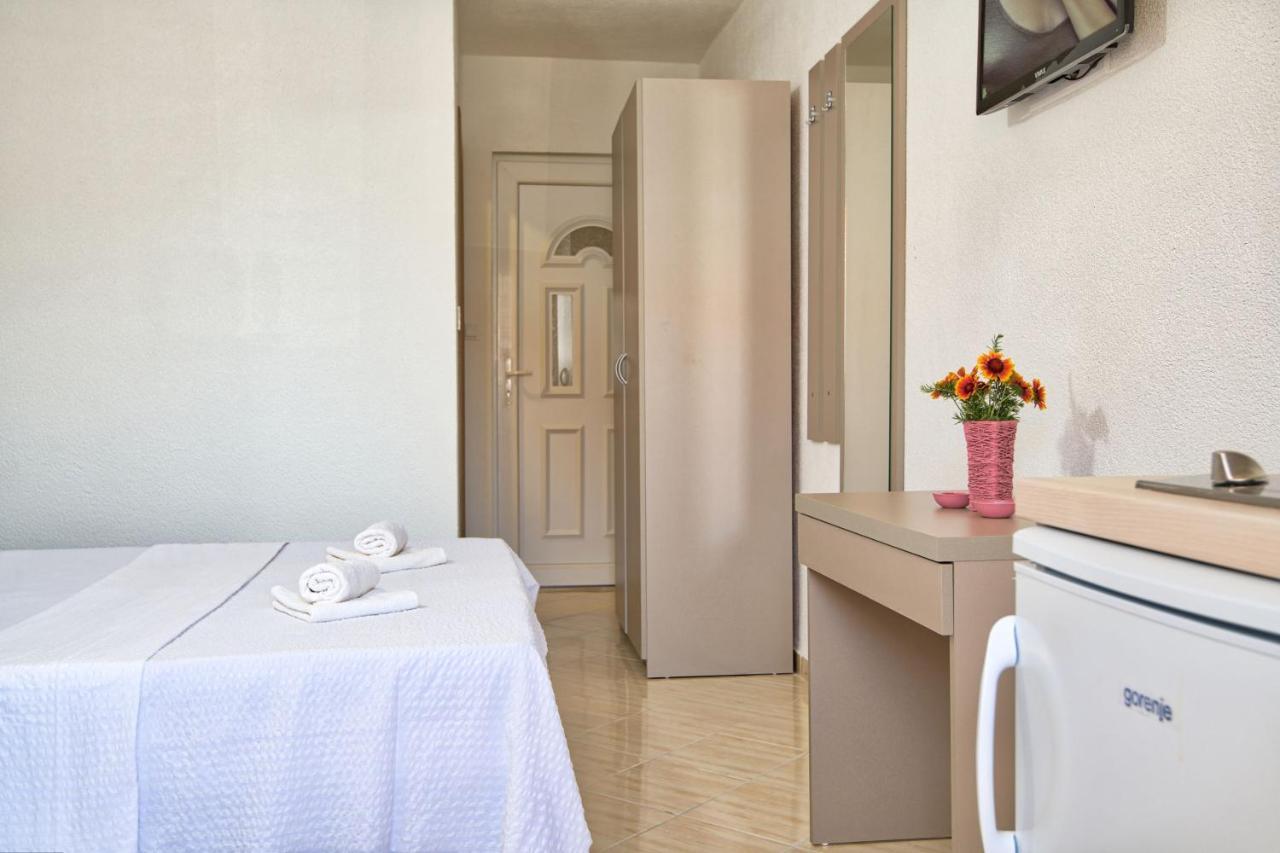 Apartments Capeta Neum Luaran gambar